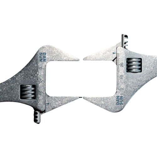 Dan Sun Titanium Adj. Wrench 6: Wide